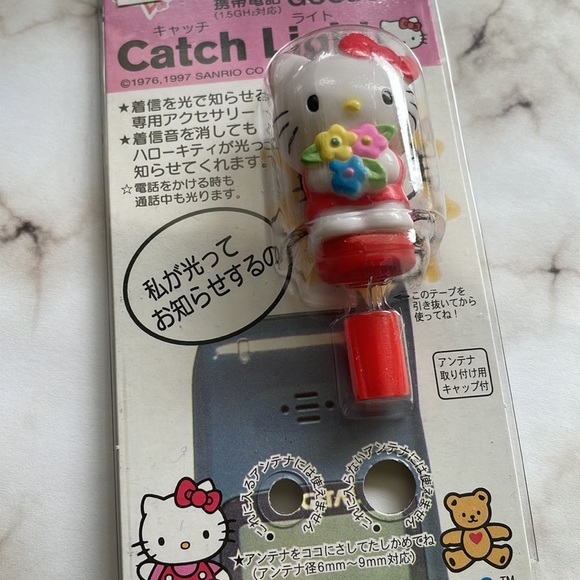 Vintage Sanrio Hello Kitty - cellphone catch light - Picture 2 of 4